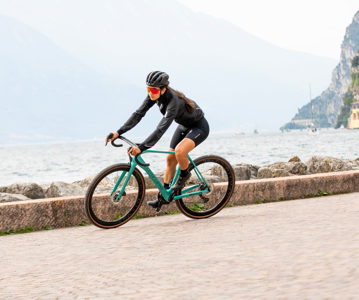 SUNSET SPORT La Vuelta solbriller svart rød – produktbilde 8