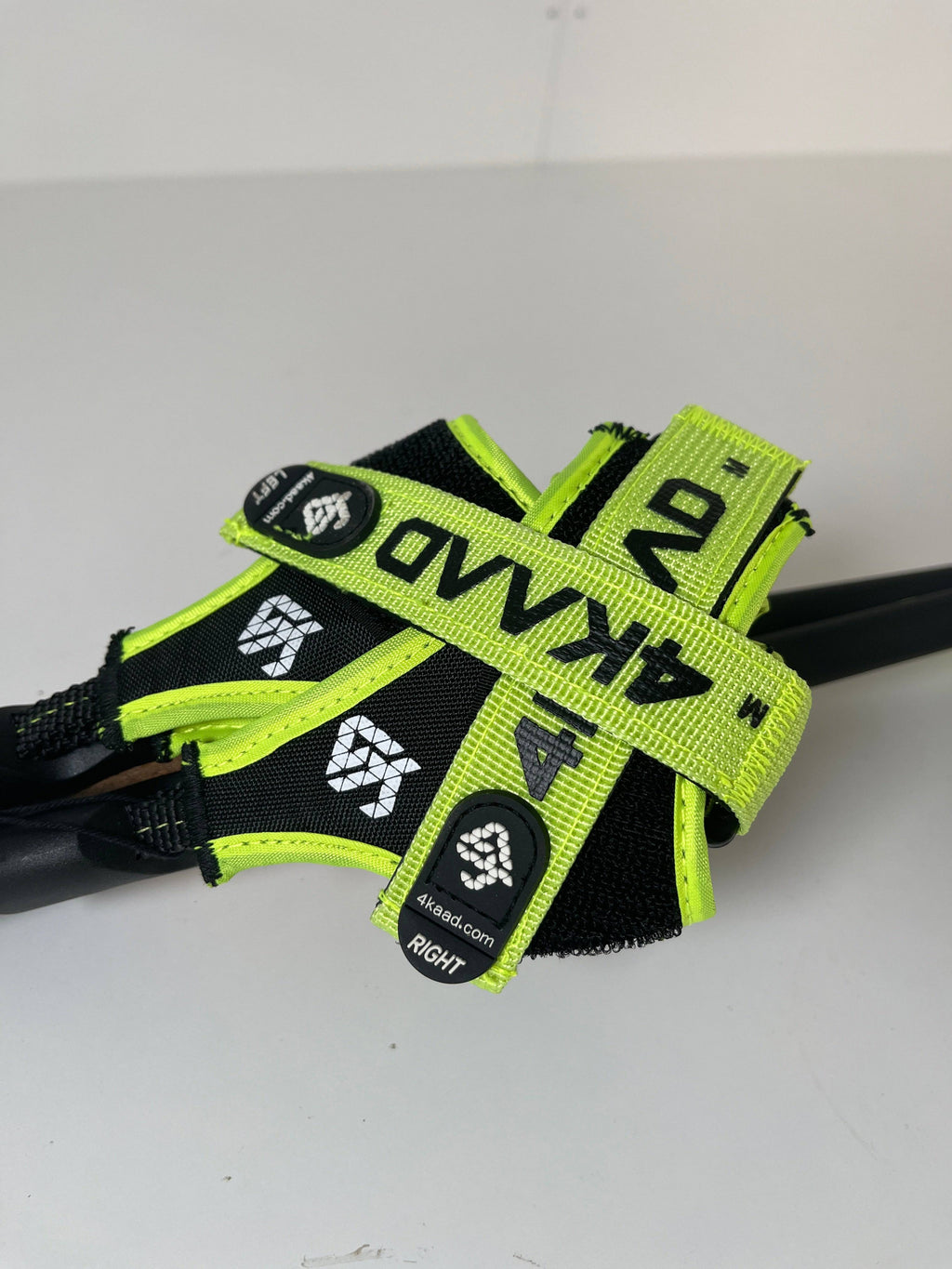 Skistavstropp AV PRO sort/gul, i bruk